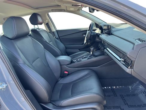 Used 2023 Honda Accord Touring image 15