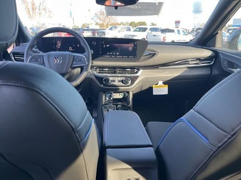 New 2026 Buick Envista Sport Touring w/ Convenience I Package FWD image 15