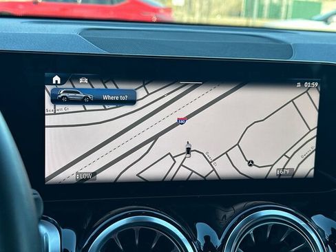 Used 2025 Mercedes-Benz GLB 250 GLB 250 4D Sport Utility 4MATI image 24