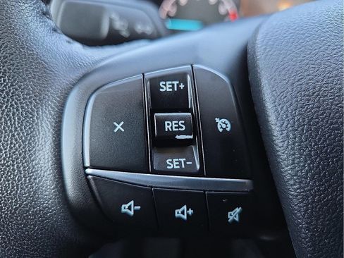 Used 2022 Ford Maverick Lariat w/ Equipment Group 500A Standard image 19