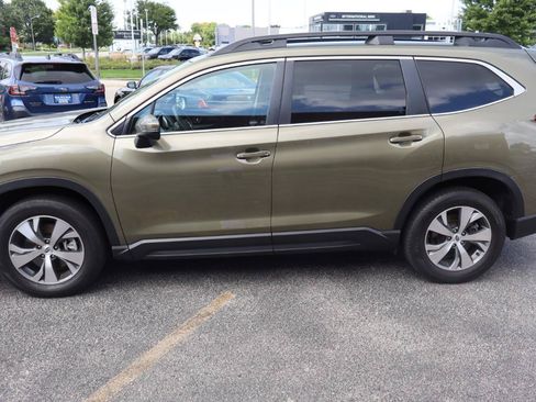 Used 2023 Subaru Ascent Premium w/ Convenience Package AWD/4WD image 6