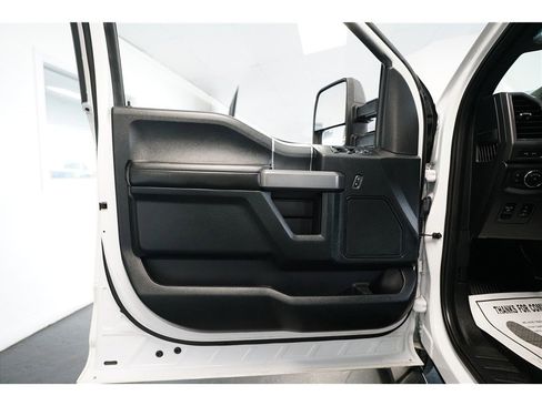 Used 2018 Ford F150 XLT w/ Equipment Group 302A Luxury image 15