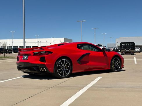 Used 2023 Chevrolet Corvette Stingray Premium Conv w/ Z51 Performance Package image 7