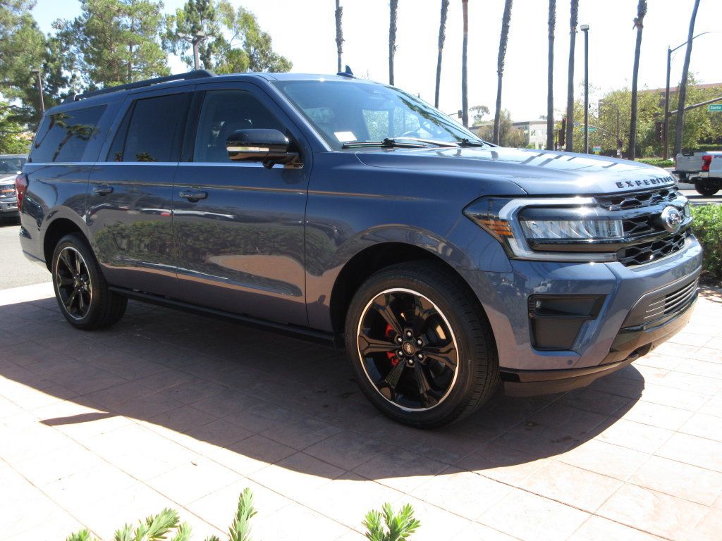 Certified 2023 Ford Expedition Max Limited AWD/4WD image 7