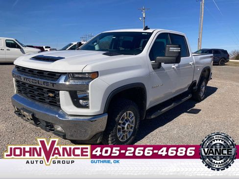Used 2020 Chevrolet Silverado 2500 LT image 1