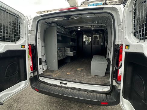Used 2019 Ford Transit 250 130 Low Roof w/ Exterior Upgrade Package RWD image 9