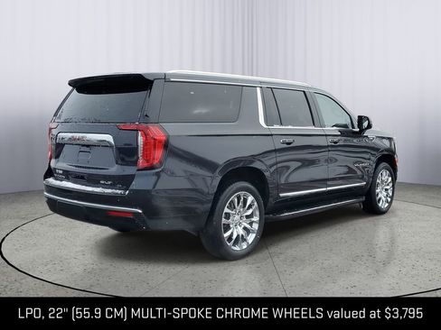 Certified 2024 GMC Yukon XL SLT w/ SLT Luxury Package image 3
