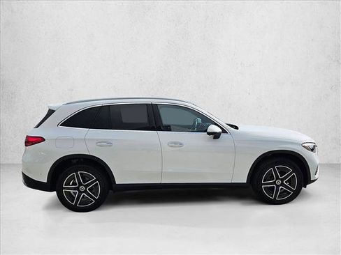Certified 2026 Mercedes-Benz GLC 300 image 4