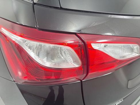 Used 2019 Chevrolet Equinox LT AWD/4WD image 30
