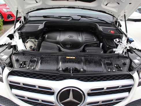 Used 2022 Mercedes-Benz GLS 450 4MATIC image 49