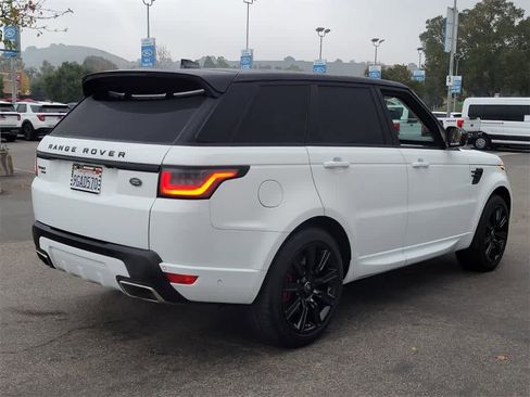 Used 2020 Land Rover Range Rover Sport HSE Dynamic image 5