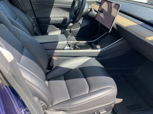 Used 2020 Tesla Model 3 Standard Range Plus RWD image 6
