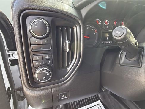 Certified 2024 Chevrolet Silverado 2500 W/T w/ WT Convenience Package image 19