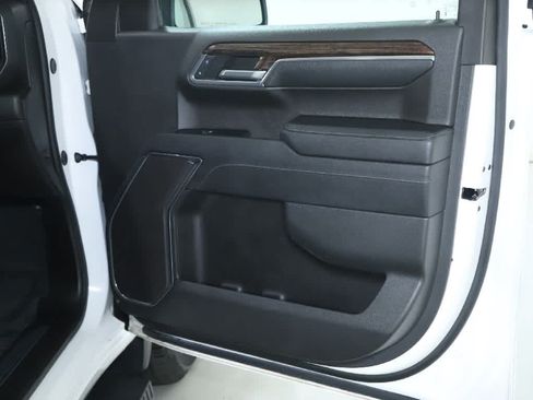 Used 2024 GMC Sierra 1500 Elevation AWD/4WD image 32
