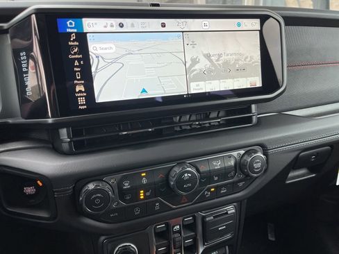 New 2026 Jeep Gladiator Rubicon image 38