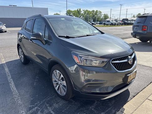 Used 2018 Buick Encore Preferred FWD image 2