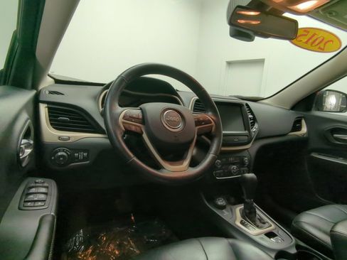 Used 2015 Jeep Cherokee Limited AWD/4WD image 21