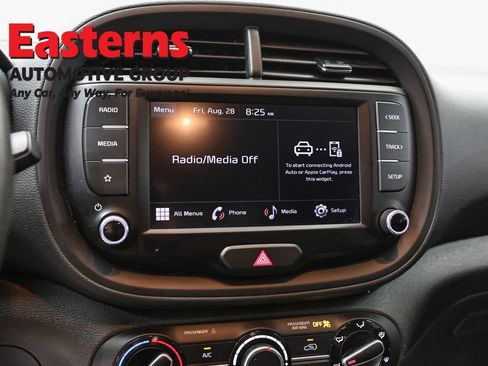 Used 2024 Kia Soul LX w/ Option Group 015 FWD image 19