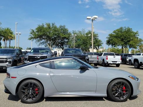 Used 2024 Nissan Z Performance w/ Floor Mat Package RWD image 11