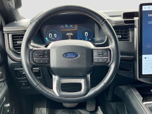 Used 2023 Ford Expedition Max Platinum AWD/4WD image 11