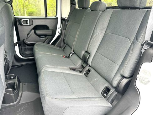 New 2026 Jeep Gladiator Sport image 23