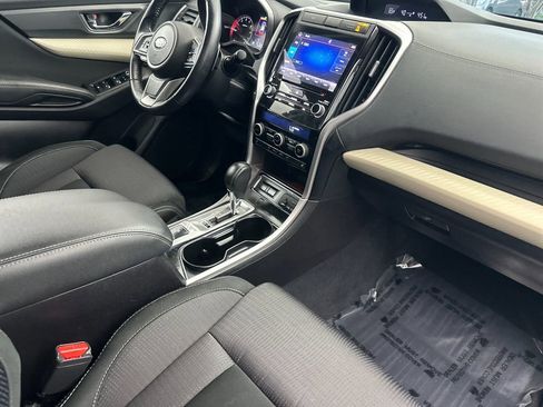 Used 2021 Subaru Ascent Premium w/ Convenience Package image 16