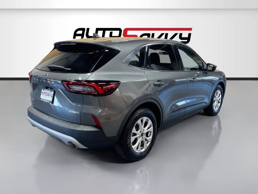 Used 2023 Ford Escape Active w/ Tech Pack #2 FWD image 7