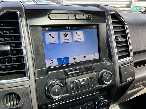 Used 2017 Ford F150 XLT w/ Equipment Group 302A Luxury image 34