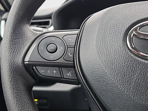 Used 2025 Toyota RAV4 LE image 19