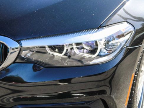 Used 2019 BMW 530e xDrive w/ Convenience Package AWD/4WD image 8