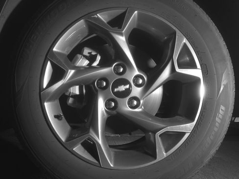 Used 2025 Chevrolet Trax LT w/ LT Convenience Package image 12