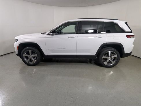 New 2025 Jeep Grand Cherokee Limited image 4