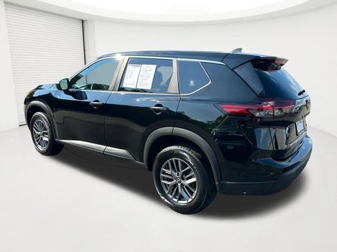 Used 2024 Nissan Rogue S AWD/4WD image 7