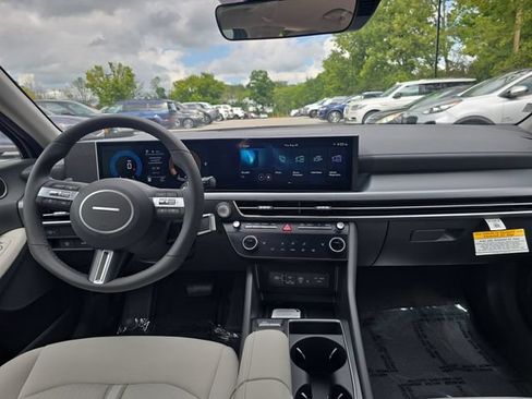 New 2026 Hyundai Sonata SEL AWD/4WD image 15