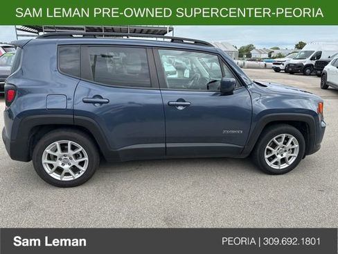 Used 2021 Jeep Renegade Latitude w/ Sun & Sound Group image 4