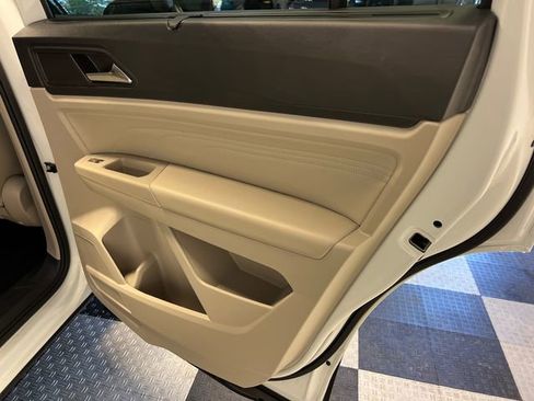 Certified 2023 Volkswagen Atlas SE FWD image 14