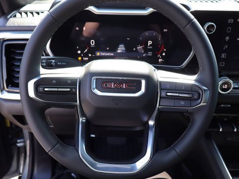 New 2026 GMC Canyon Elevation w/ Convenience Package image 16