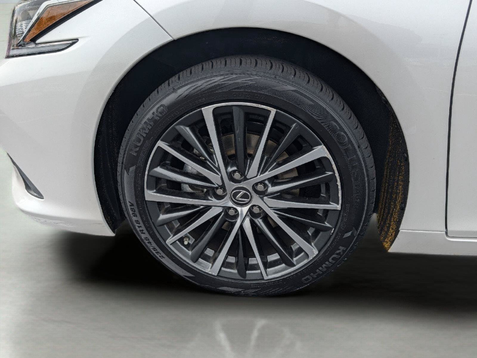 Certified 2024 Lexus ES 250 w/ Premium Package AWD/4WD image 25