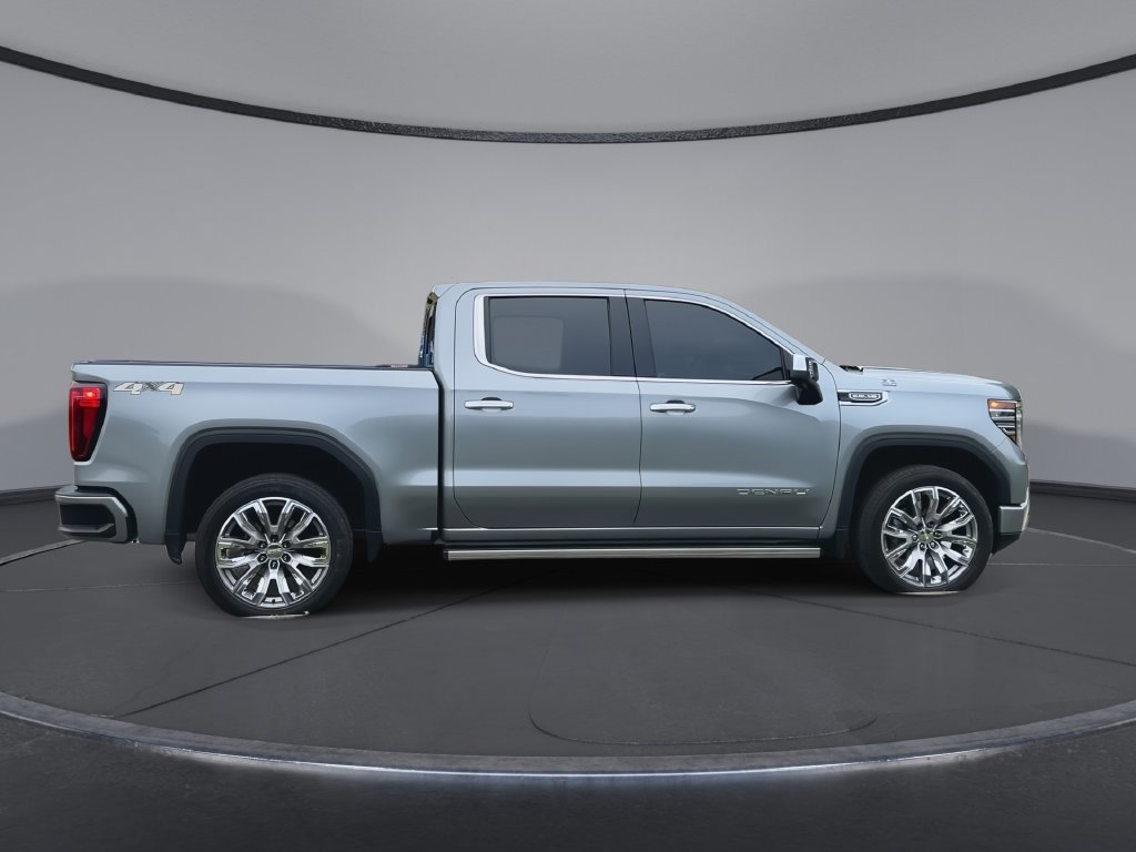 Used 2025 GMC Sierra 1500 Denali w/ Denali Reserve Package AWD/4WD image 9