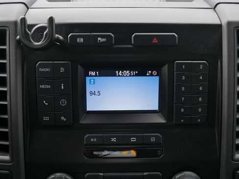 Used 2021 Ford F350 XL w/ Power Equipment Group image 24