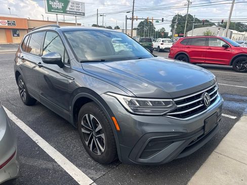 Used 2024 Volkswagen Tiguan S FWD image 5