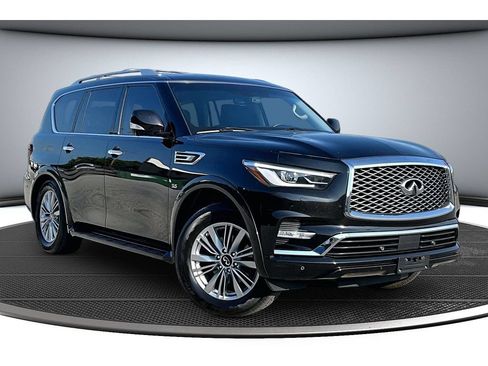 Used 2018 INFINITI QX80 4WD image 2