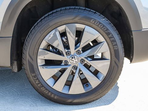 Used 2024 Volkswagen Taos S image 10