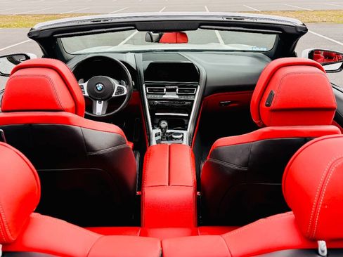 Used 2020 BMW M850i xDrive Convertible image 9