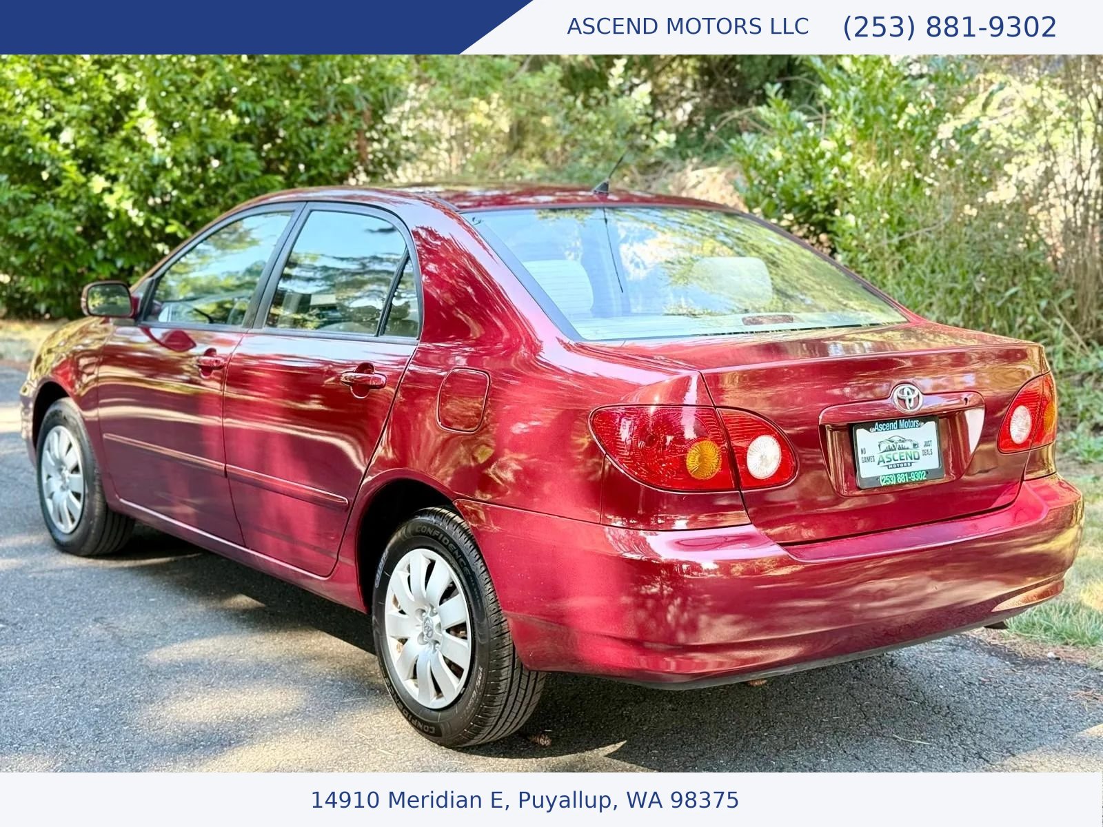 Used 2004 Toyota Corolla LE w/ Preferred Accessory Pkg FWD image 3