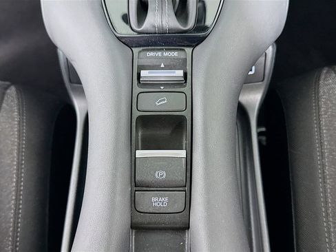 Certified 2023 Honda HR-V LX image 20