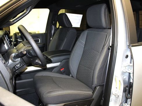 New 2026 RAM 2500 Big Horn AWD/4WD image 27