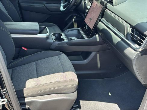 Certified 2025 GMC Terrain Elevation AWD/4WD image 20