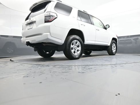 Certified 2024 Toyota 4Runner SR5 image 28