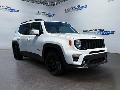Used 2019 Jeep Renegade Altitude w/ Quick Order Package 2XM image 3